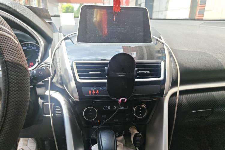 Used Mitsubishi Eclipse Cross 2019 1.5T CVT Two-Wheel Drive Dream Edition China VI Standard Audio And AC Panel