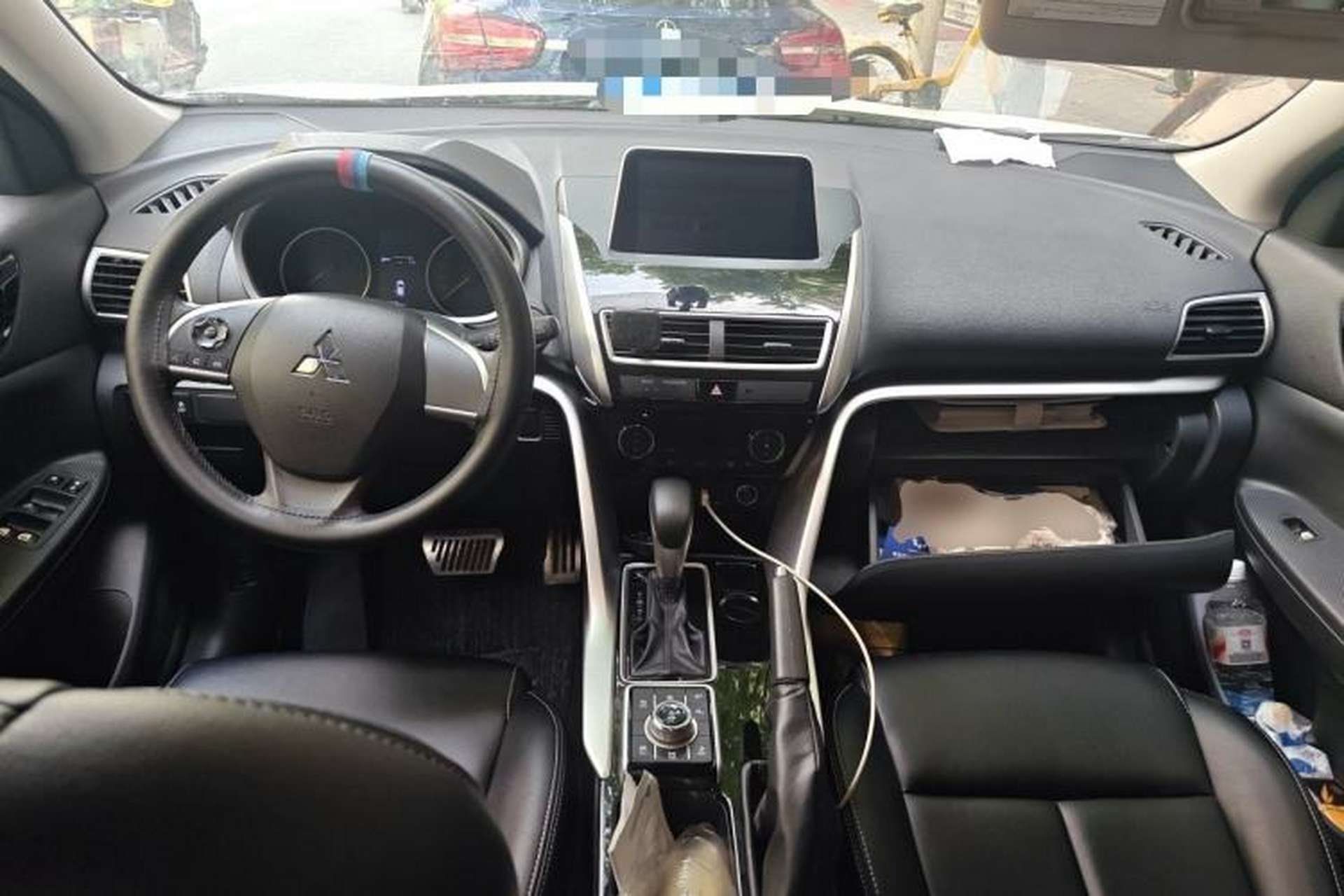 Used Mitsubishi Eclipse Cross 2019 1.5T CVT Two-Wheel Drive Fearless Edition China V Standard Center Console