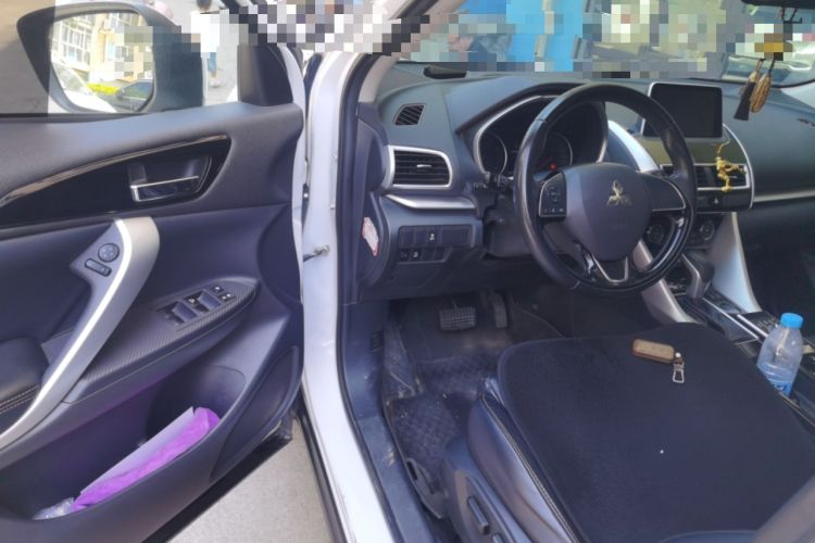 Used Mitsubishi Eclipse Cross 2019 1.5T CVT Two-Wheel Drive Dream Edition China VI Standard Driver Seat