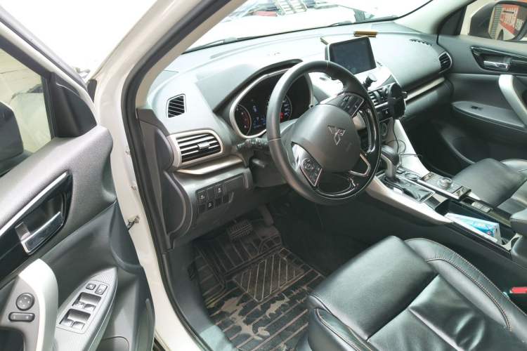 Used Mitsubishi Eclipse Cross 2019 1.5T CVT Two-Wheel Drive Belief Edition China VI Standard Driver Seat