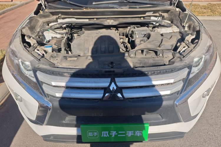 Used Mitsubishi Eclipse Cross 2019 1.5T CVT Two-Wheel Drive Fearless Edition China VI Standard Engine Bay