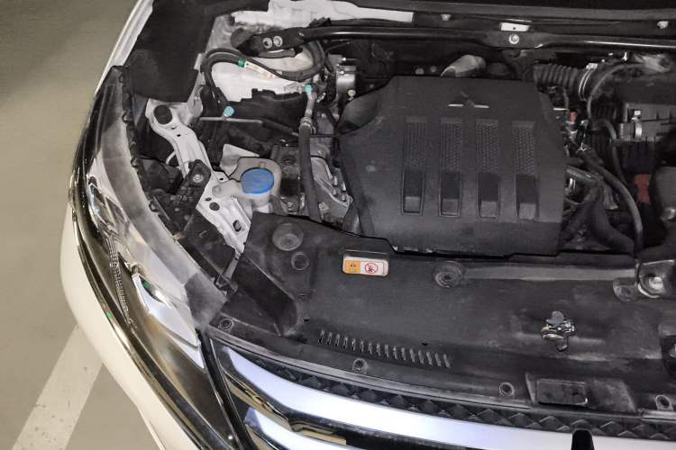 Used Mitsubishi Eclipse Cross 2019 1.5T CVT 4x4 TrueMe Edition China VI Standard Engine Bay Right