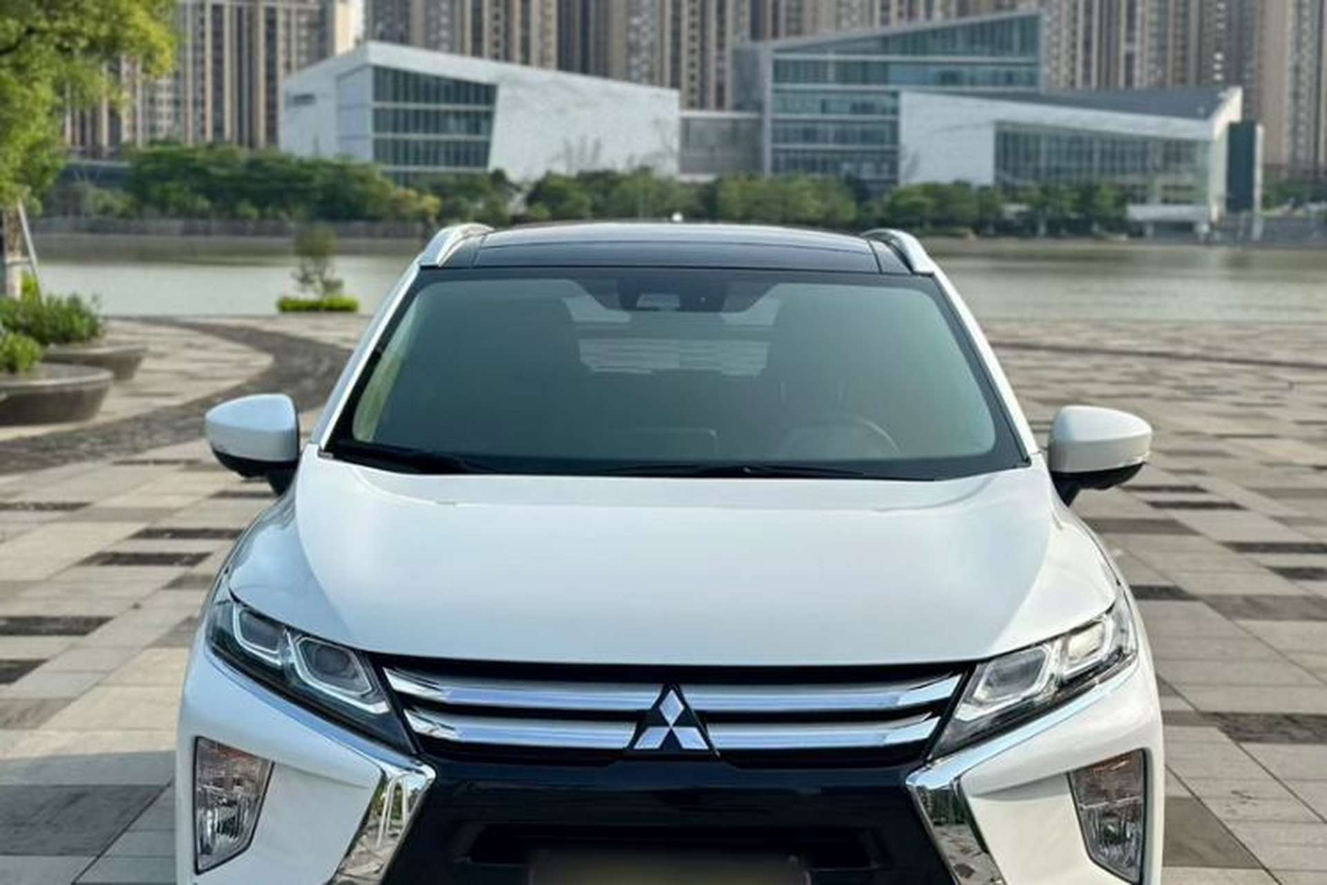 Used Mitsubishi Eclipse Cross 2019 1.5T CVT Two-Wheel Drive Belief Edition China VI Standard Exterior 1