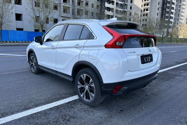 Used Mitsubishi Eclipse Cross 2019 1.5T CVT Two-Wheel Drive Fearless Edition China VI Standard Exterior 3