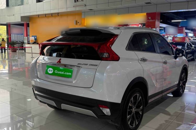 Used Mitsubishi Eclipse Cross 2019 1.5T CVT Two-Wheel Drive Dream Edition China VI Standard Exterior 4