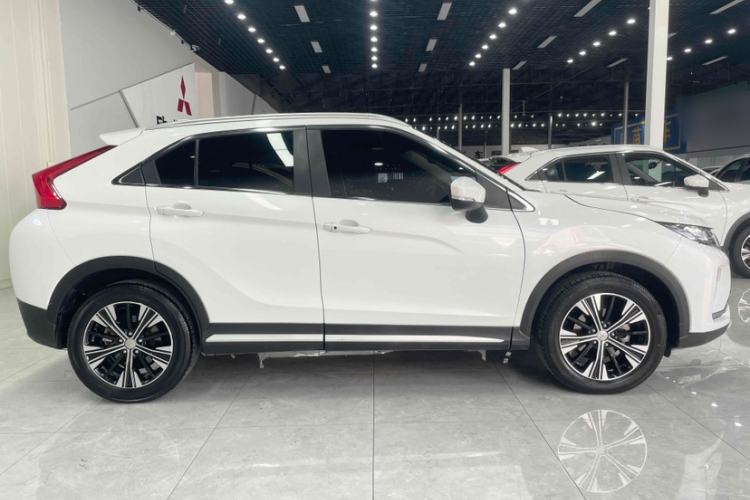 Used Mitsubishi Eclipse Cross 2019 1.5T CVT Two-Wheel Drive Dream Edition China VI Standard Exterior 4
