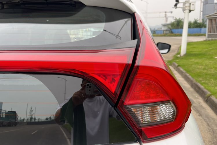 Used Mitsubishi Eclipse Cross 2019 1.5T CVT Two-Wheel Drive Dream Edition China VI Standard Exterior 6