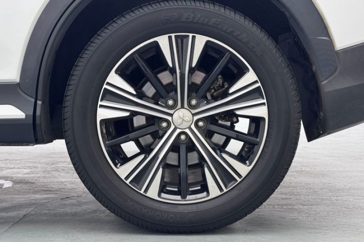 Used Mitsubishi Eclipse Cross 2019 1.5T CVT Two-Wheel Drive Belief Edition China VI Standard Exterior 6