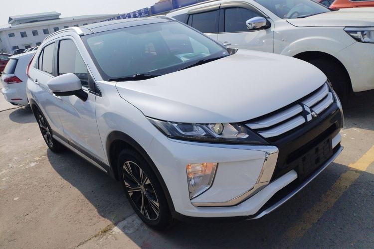 Used Mitsubishi Eclipse Cross 2019 1.5T CVT Two-Wheel Drive Dream Edition China VI Standard Front Right 45 Deg