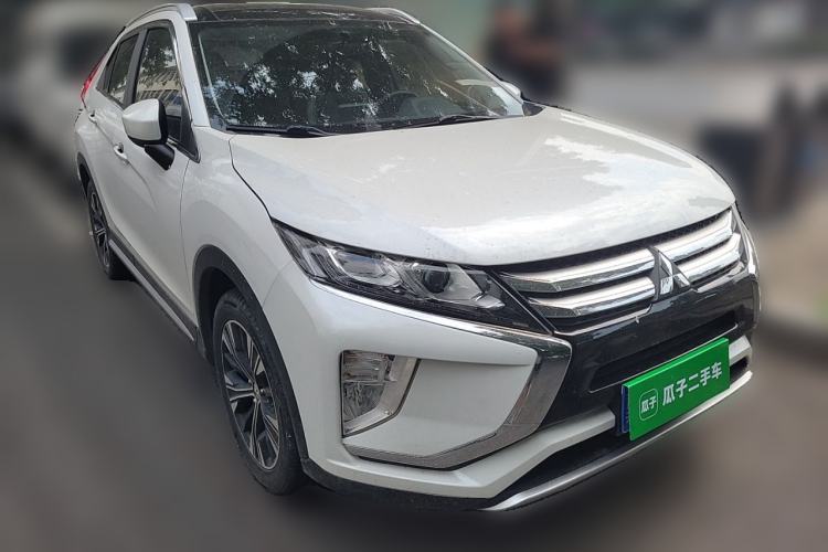 Used Mitsubishi Eclipse Cross 2019 1.5T CVT Two-Wheel Drive Dream Edition China VI Standard Front Right 45 Deg