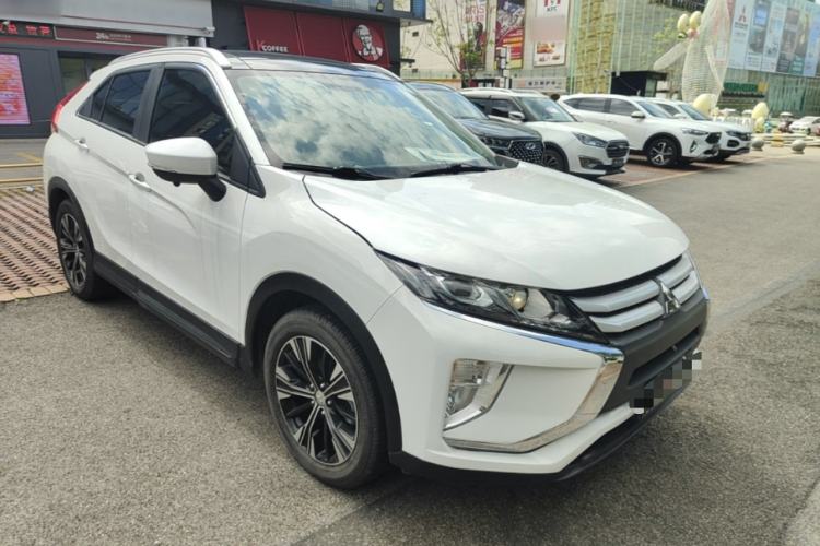 Used Mitsubishi Eclipse Cross 2019 1.5T CVT Two-Wheel Drive Fearless Edition China VI Standard Front Right 45 Deg