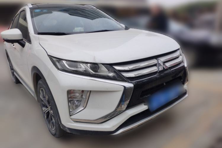 Used Mitsubishi Eclipse Cross 2019 1.5T CVT Two-Wheel Drive Dream Edition China VI Standard Front Right 45 Deg