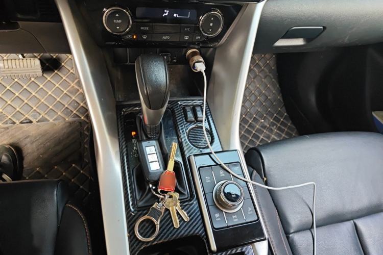 Used Mitsubishi Eclipse Cross 2019 1.5T CVT Two-Wheel Drive Dream Edition China VI Standard Gear Lever