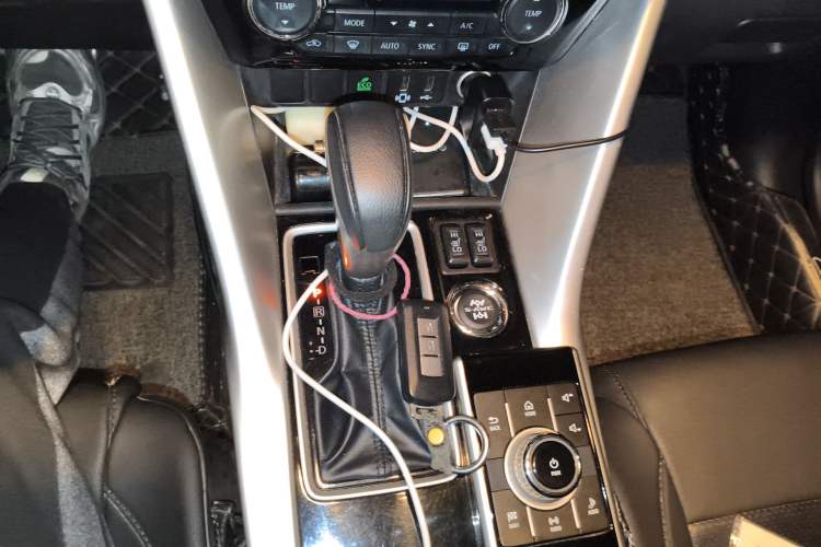 Used Mitsubishi Eclipse Cross 2019 1.5T CVT 4x4 TrueMe Edition China VI Standard Gear Lever