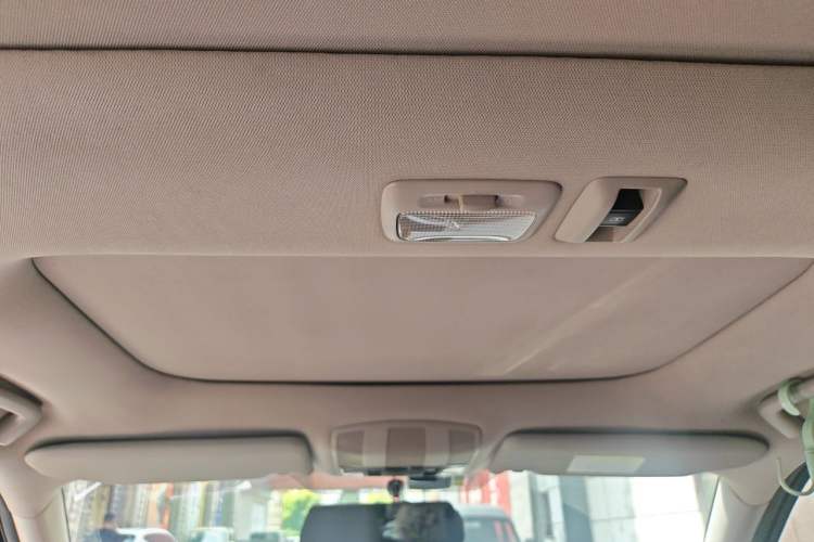 Used Mitsubishi Eclipse Cross 2019 1.5T CVT Two-Wheel Drive Dream Edition China VI Standard Headliner