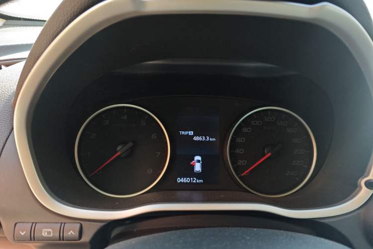 Used Mitsubishi Eclipse Cross 2019 1.5T CVT Two-Wheel Drive Fearless Edition China VI Standard Instrument Cluster