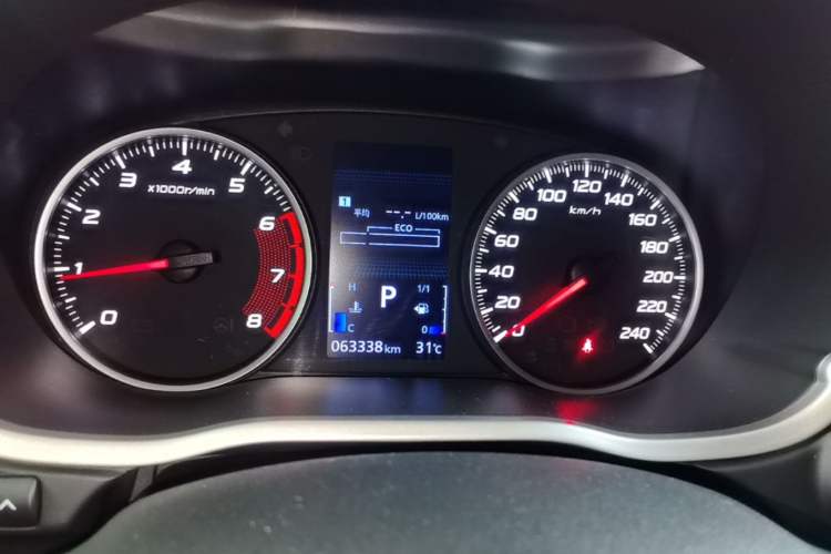 Used Mitsubishi Eclipse Cross 2019 1.5T CVT Two-Wheel Drive Belief Edition China VI Standard Instrument Cluster