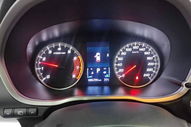 Used Mitsubishi Eclipse Cross 2019 1.5T CVT Two-Wheel Drive Dream Edition China VI Standard Instrument Cluster