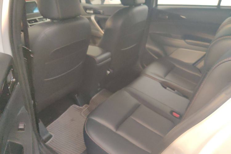 Used Mitsubishi Eclipse Cross 2019 1.5T CVT Two-Wheel Drive Dream Edition China VI Standard Interior 1