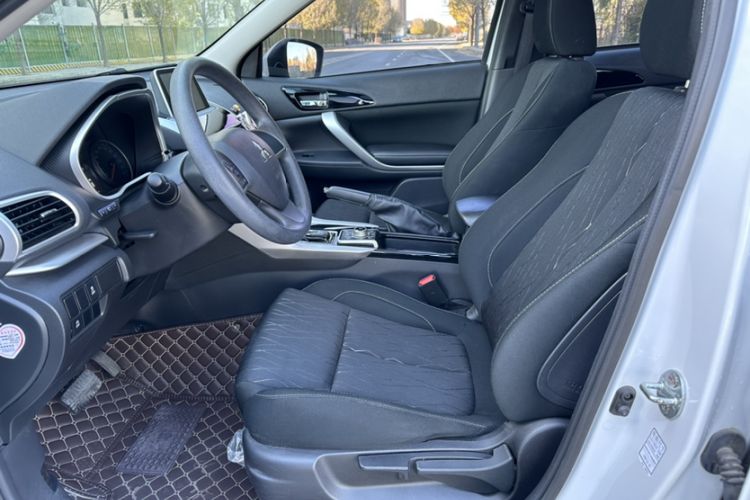 Used Mitsubishi Eclipse Cross 2019 1.5T CVT Two-Wheel Drive Fearless Edition China VI Standard Interior 2