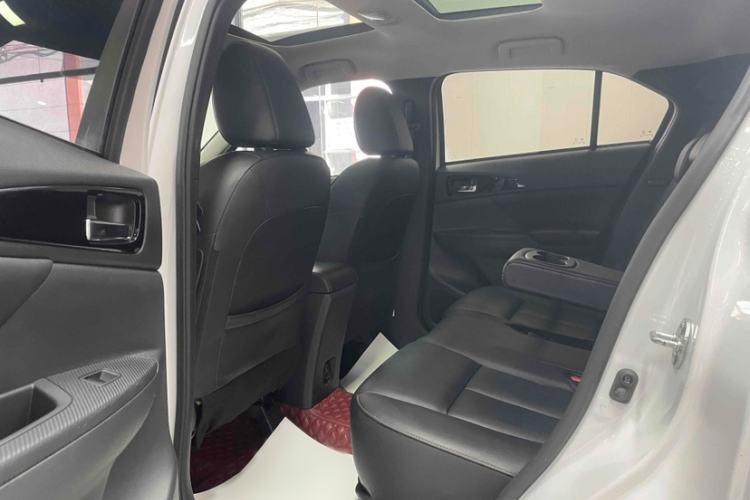 Used Mitsubishi Eclipse Cross 2019 1.5T CVT Two-Wheel Drive Dream Edition China VI Standard Interior 2