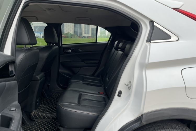 Used Mitsubishi Eclipse Cross 2019 1.5T CVT Two-Wheel Drive Dream Edition China VI Standard Interior 2