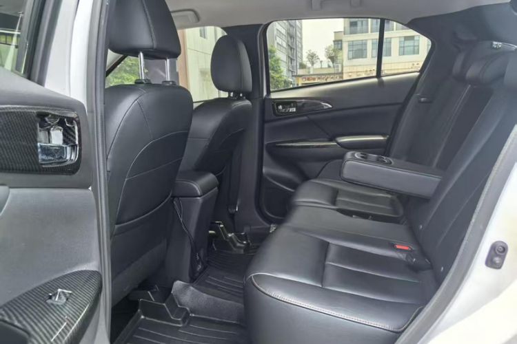 Used Mitsubishi Eclipse Cross 2019 1.5T CVT Two-Wheel Drive Belief Edition China VI Standard Interior 2