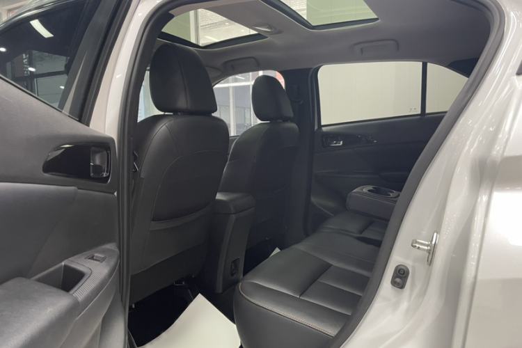 Used Mitsubishi Eclipse Cross 2019 1.5T CVT Two-Wheel Drive Belief Edition China VI Standard Interior 2