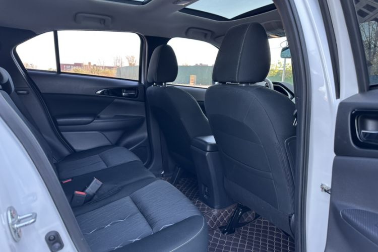 Used Mitsubishi Eclipse Cross 2019 1.5T CVT Two-Wheel Drive Fearless Edition China VI Standard Interior 4