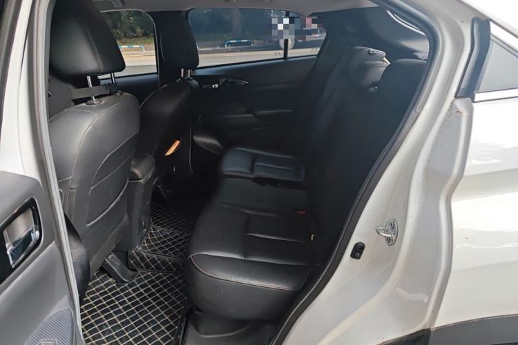 Used Mitsubishi Eclipse Cross 2019 1.5T CVT Two-Wheel Drive Dream Edition China VI Standard Interior 4