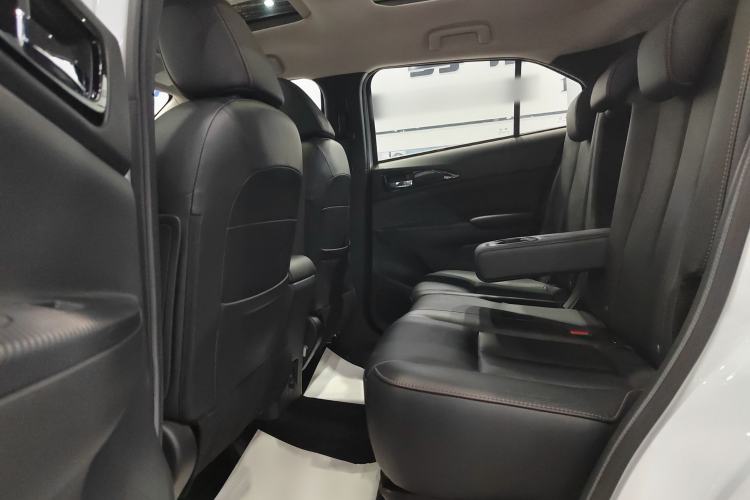 Used Mitsubishi Eclipse Cross 2019 1.5T CVT Two-Wheel Drive Dream Edition China VI Standard Interior 5
