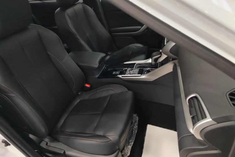 Used Mitsubishi Eclipse Cross 2019 1.5T CVT Two-Wheel Drive Dream Edition China VI Standard Interior 8