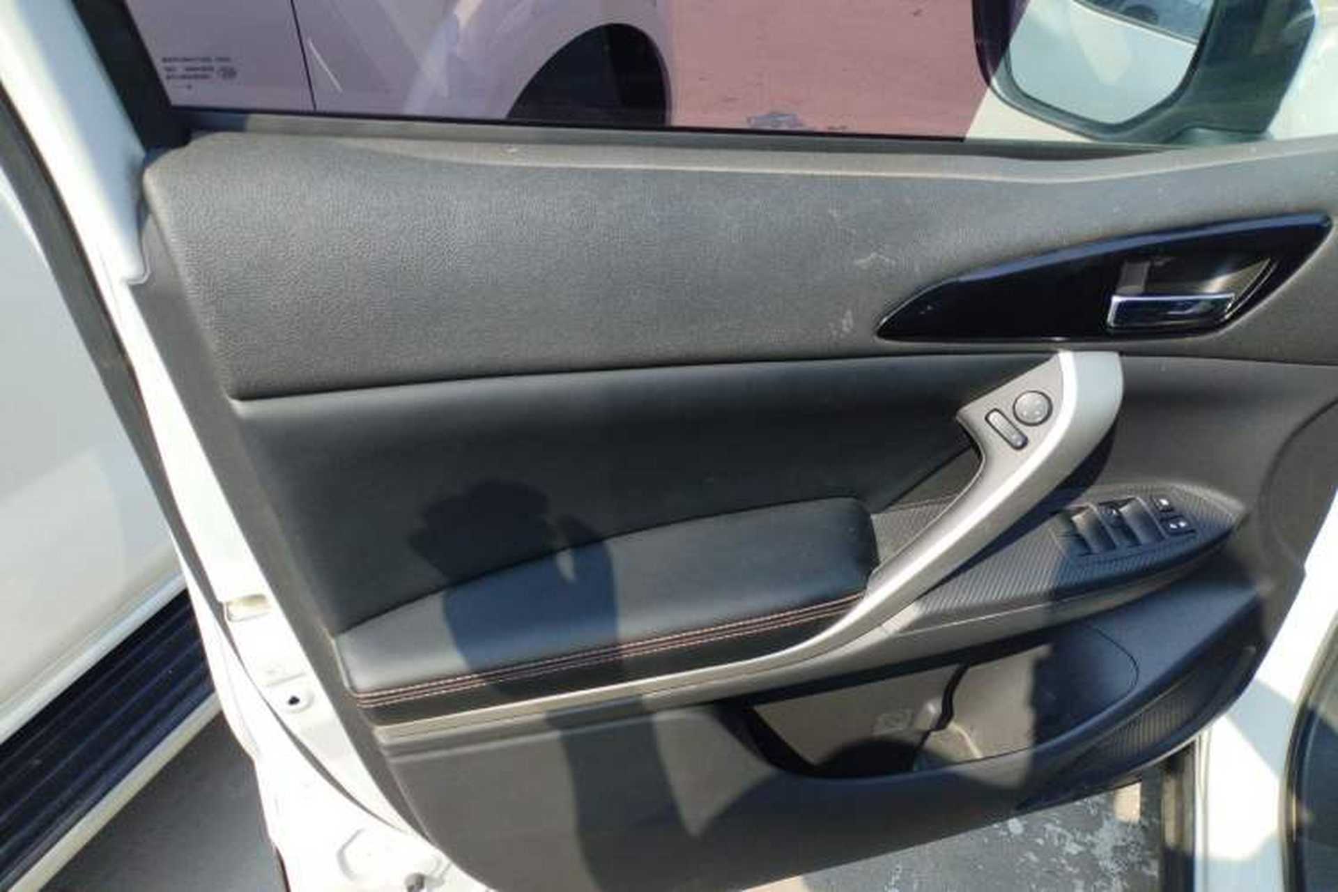 Used Mitsubishi Eclipse Cross 2019 1.5T CVT Two-Wheel Drive Dream Edition China VI Standard Left Front Door Interior
