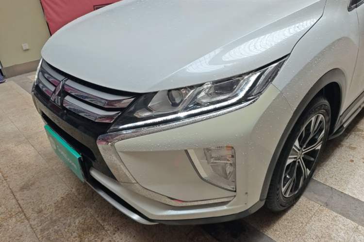 Used Mitsubishi Eclipse Cross 2019 1.5T CVT Two-Wheel Drive Dream Edition China VI Standard Left Front Headlight