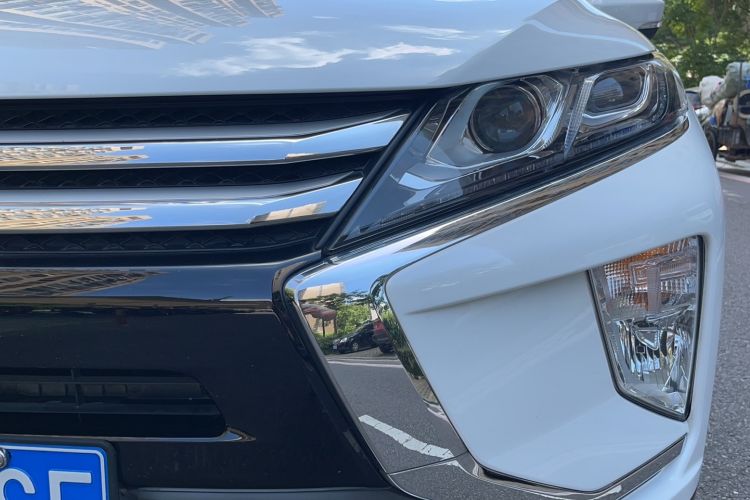 Used Mitsubishi Eclipse Cross 2019 1.5T CVT Two-Wheel Drive Dream Edition China VI Standard Left Front Headlight