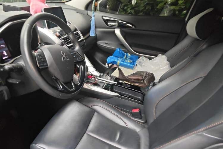 Used Mitsubishi Eclipse Cross 2019 1.5T CVT Two-Wheel Drive Belief Edition China VI Standard Left Front Seat