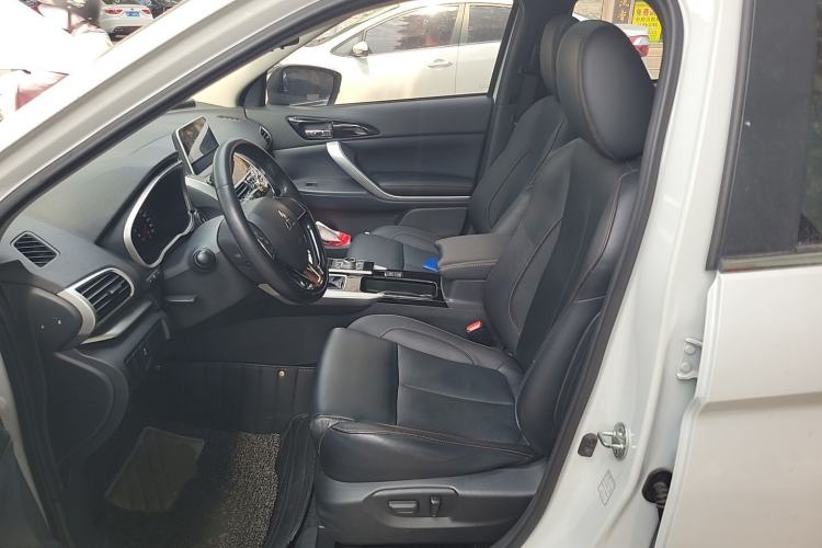 Used Mitsubishi Eclipse Cross 2019 1.5T CVT Two-Wheel Drive Dream Edition China VI Standard Left Front Seat
