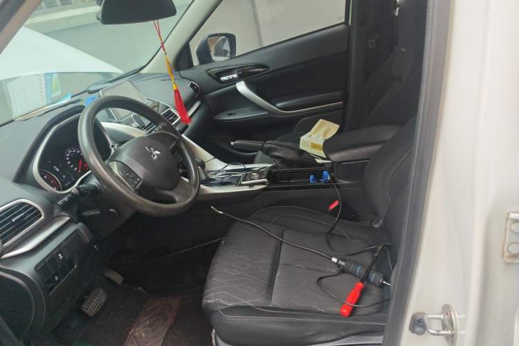 Used Mitsubishi Eclipse Cross 2019 1.5T CVT Two-Wheel Drive Fearless Edition China VI Standard Left Front Seat