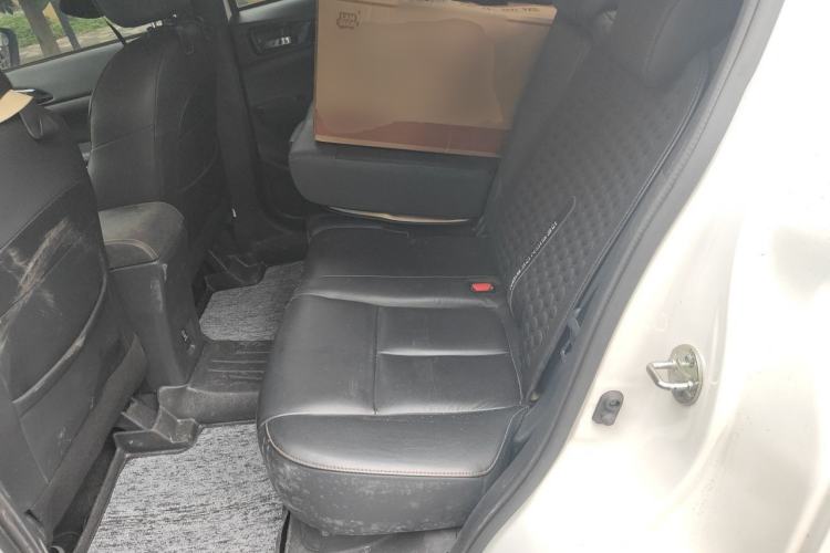 Used Mitsubishi Eclipse Cross 2019 1.5T CVT Two-Wheel Drive Dream Edition China VI Standard Left Rear Seat