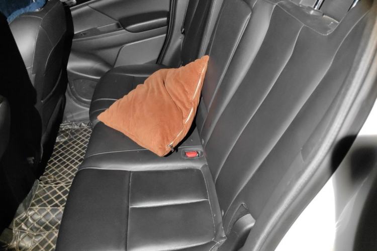 Used Mitsubishi Eclipse Cross 2019 1.5T CVT Two-Wheel Drive Dream Edition China VI Standard Left Rear Seat