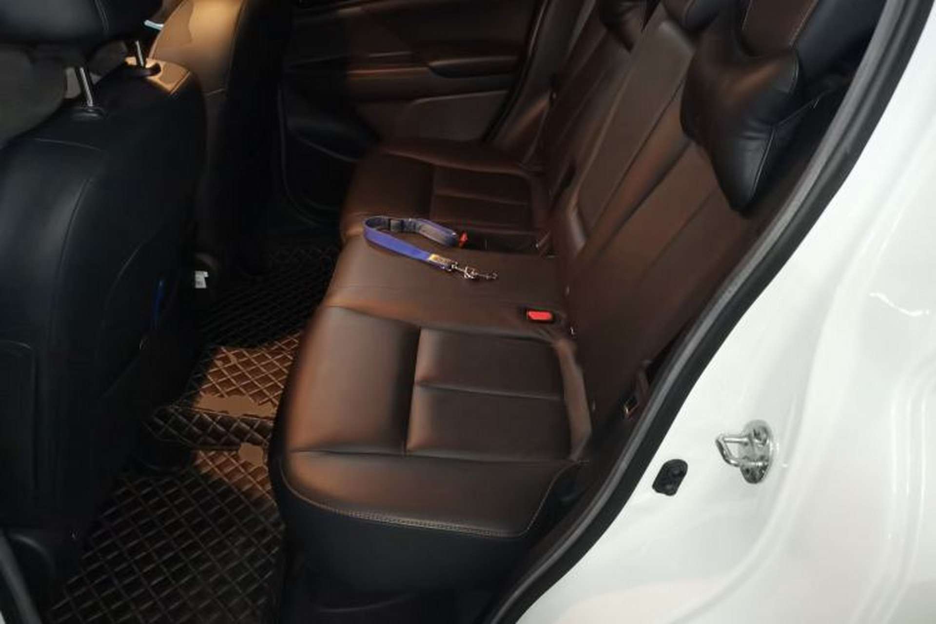 Used Mitsubishi Eclipse Cross 2019 1.5T CVT Two-Wheel Drive Dream Edition China VI Standard Left Rear Seat