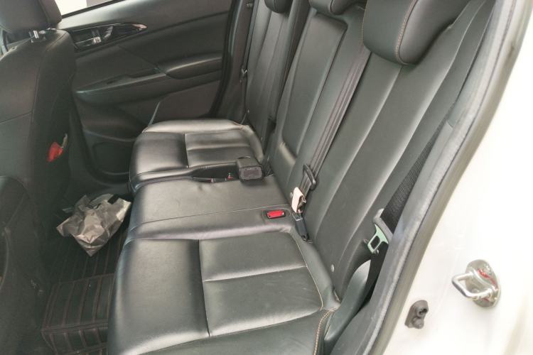 Used Mitsubishi Eclipse Cross 2019 1.5T CVT Two-Wheel Drive Belief Edition China VI Standard Left Rear Seat