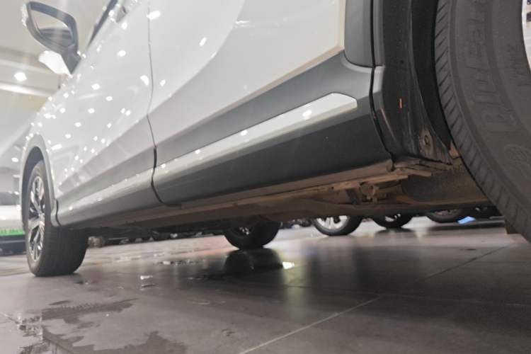 Used Mitsubishi Eclipse Cross 2019 1.5T CVT Two-Wheel Drive Dream Edition China VI Standard Left Side Sill