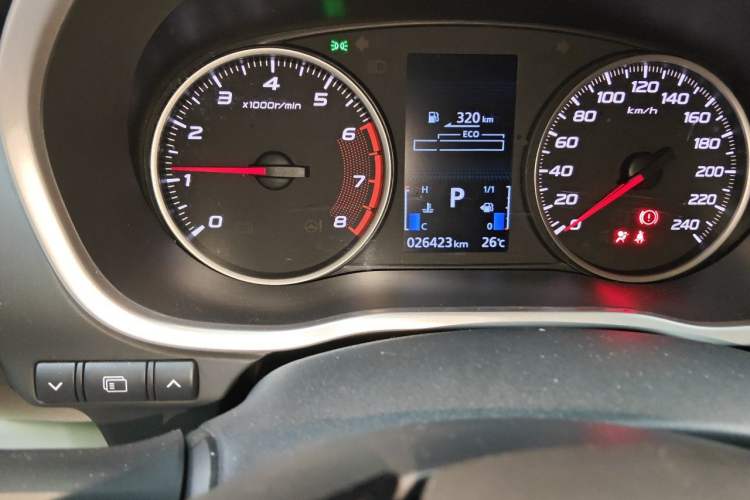 Used Mitsubishi Eclipse Cross 2019 1.5T CVT Two-Wheel Drive Belief Edition China VI Standard Odometer Close Up