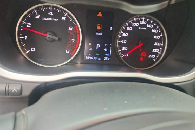 Used Mitsubishi Eclipse Cross 2019 1.5T CVT Two-Wheel Drive Fearless Edition China VI Standard Odometer Close Up
