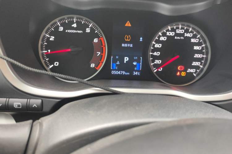 Used Mitsubishi Eclipse Cross 2019 1.5T CVT Two-Wheel Drive Dream Edition China VI Standard Odometer Close Up