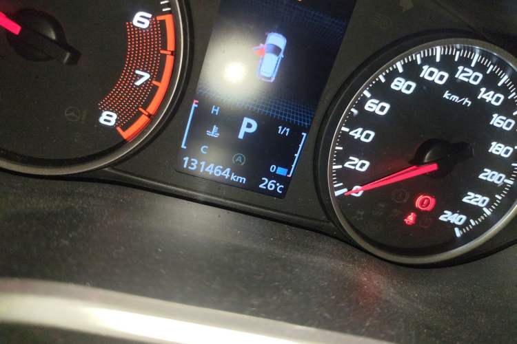Used Mitsubishi Eclipse Cross 2019 1.5T CVT Two-Wheel Drive Dream Edition China VI Standard Odometer Close Up
