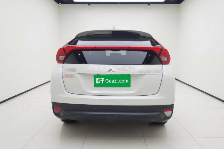 Used Mitsubishi Eclipse Cross 2019 1.5T CVT Two-Wheel Drive Fearless Edition China VI Standard Rear