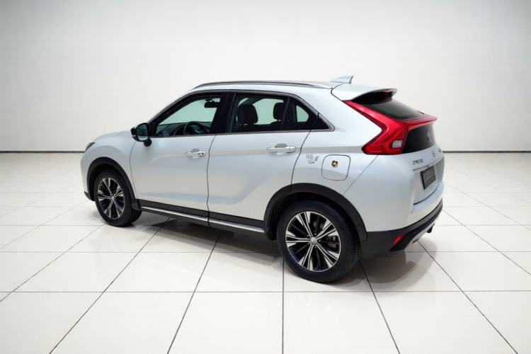 Used Mitsubishi Eclipse Cross 2019 1.5T CVT Two-Wheel Drive Dream Edition China VI Standard Rear Left 45 Deg