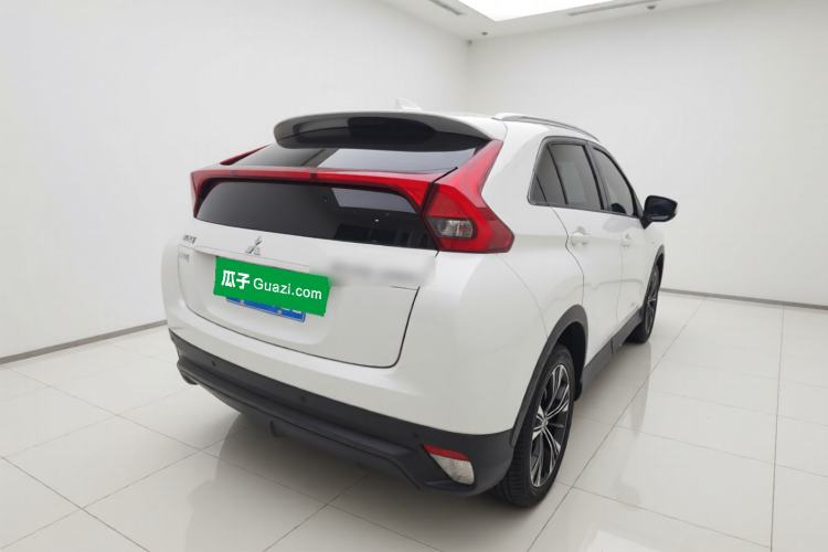 Used Mitsubishi Eclipse Cross 2019 1.5T CVT Two-Wheel Drive Fearless Edition China VI Standard Rear Right 45 Deg